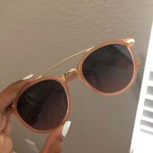 Toms sunglasses 😎